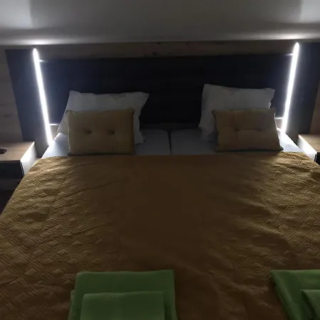 Bohemica 4 *