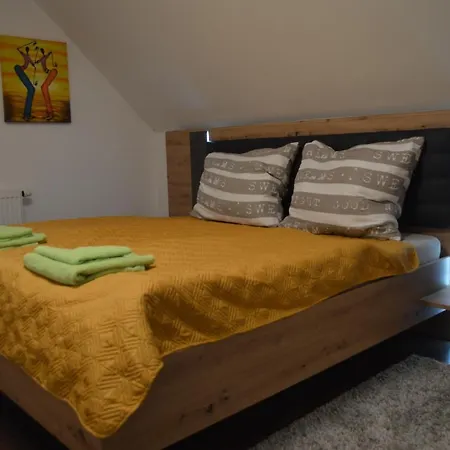 Lägenhet Bohemica 4 *